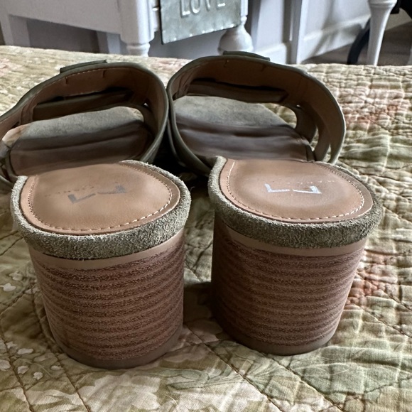 MARC FISHER Debora Olive Green Suede open toe mule sandals - HIGH QUALITY! - Picture 4 of 5